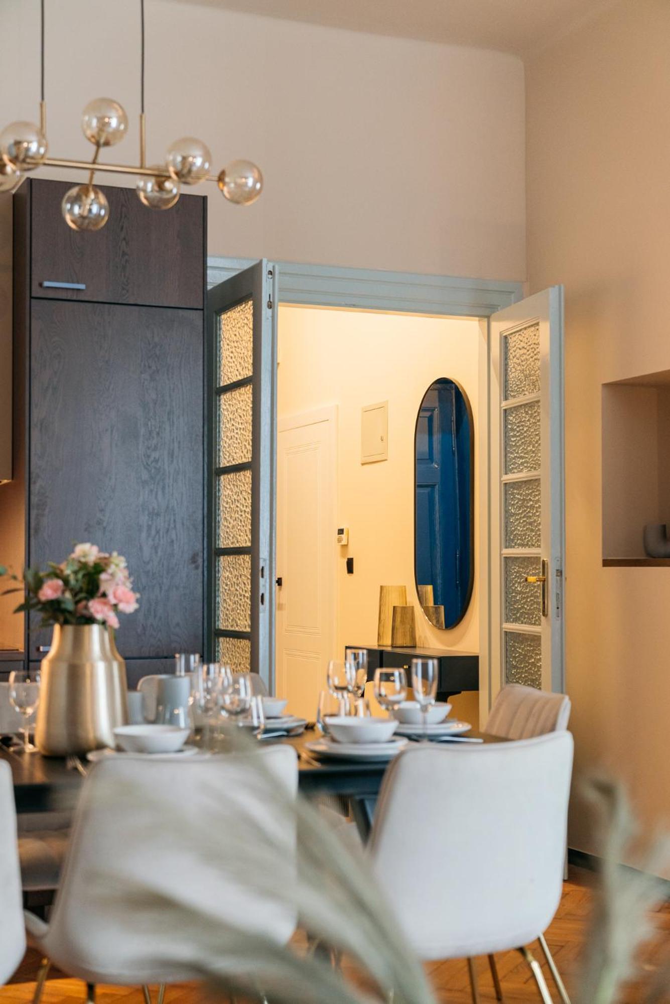 Moonlight II Apartment - Loftaffair Краків Екстер'єр фото