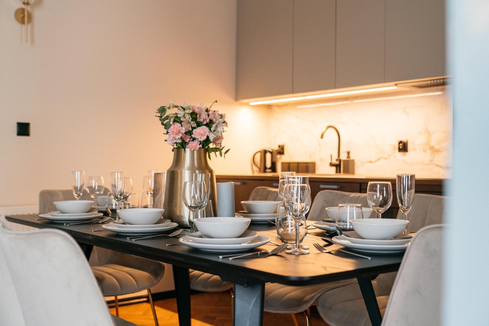 Moonlight II Apartment - Loftaffair Краків Екстер'єр фото
